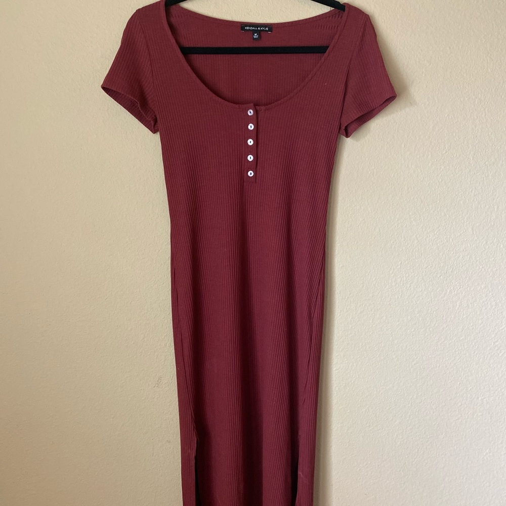 Kendall and Kylie Maroon midi dress